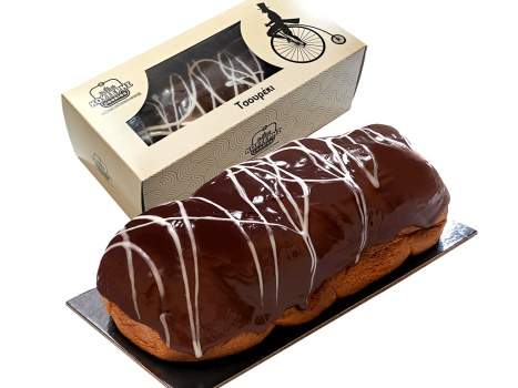 Τσουρέκι με επικάλυψη σοκολάτα